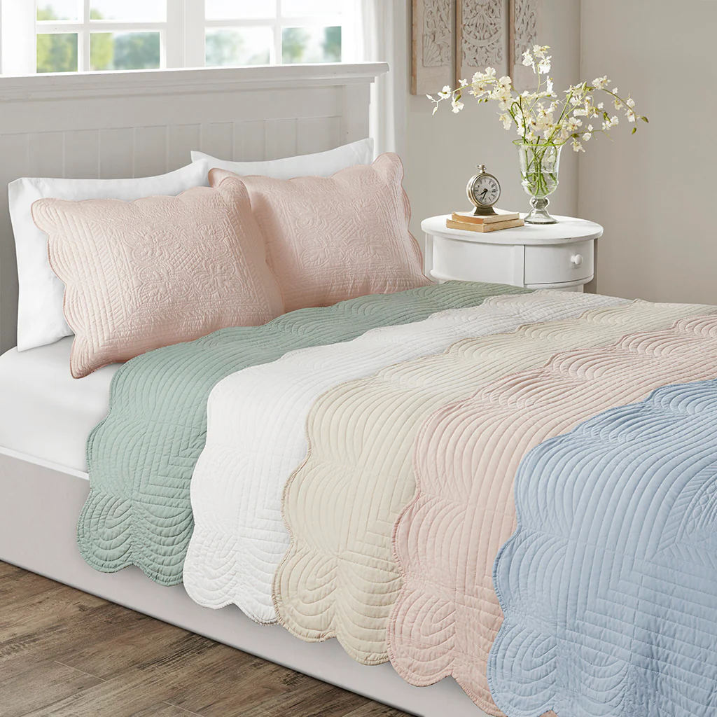 Tuscany 3-Piece Reversible Scalloped Edge Quilt Set - Image 28