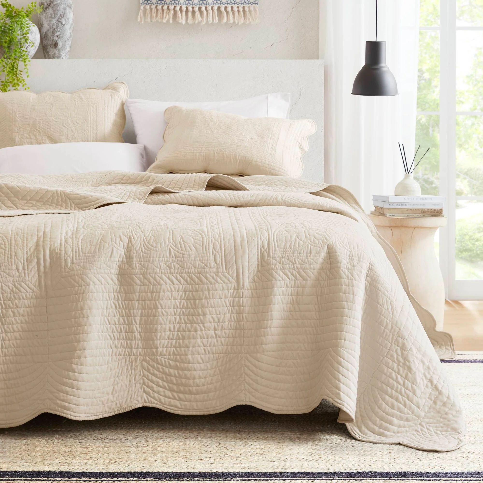 Tuscany 3-Piece Reversible Scalloped Edge Quilt Set - Image 34