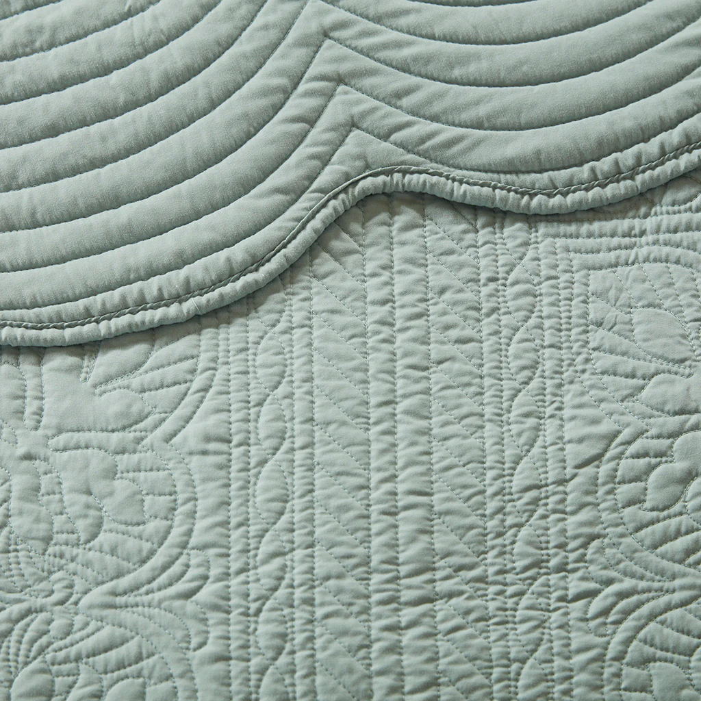 Tuscany 3-Piece Reversible Scalloped Edge Quilt Set - Image 35