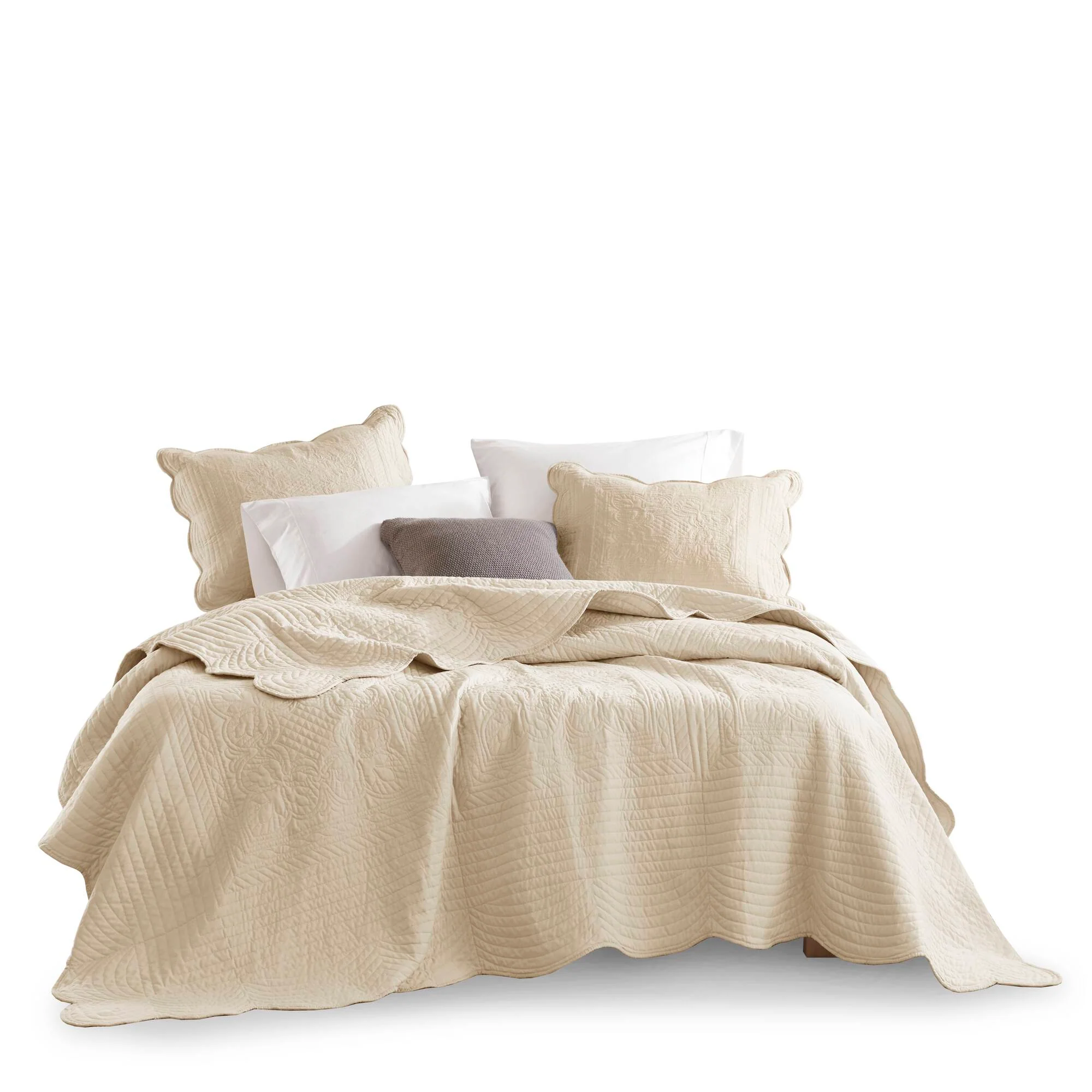 Tuscany 3-Piece Reversible Scalloped Edge Quilt Set - Image 47