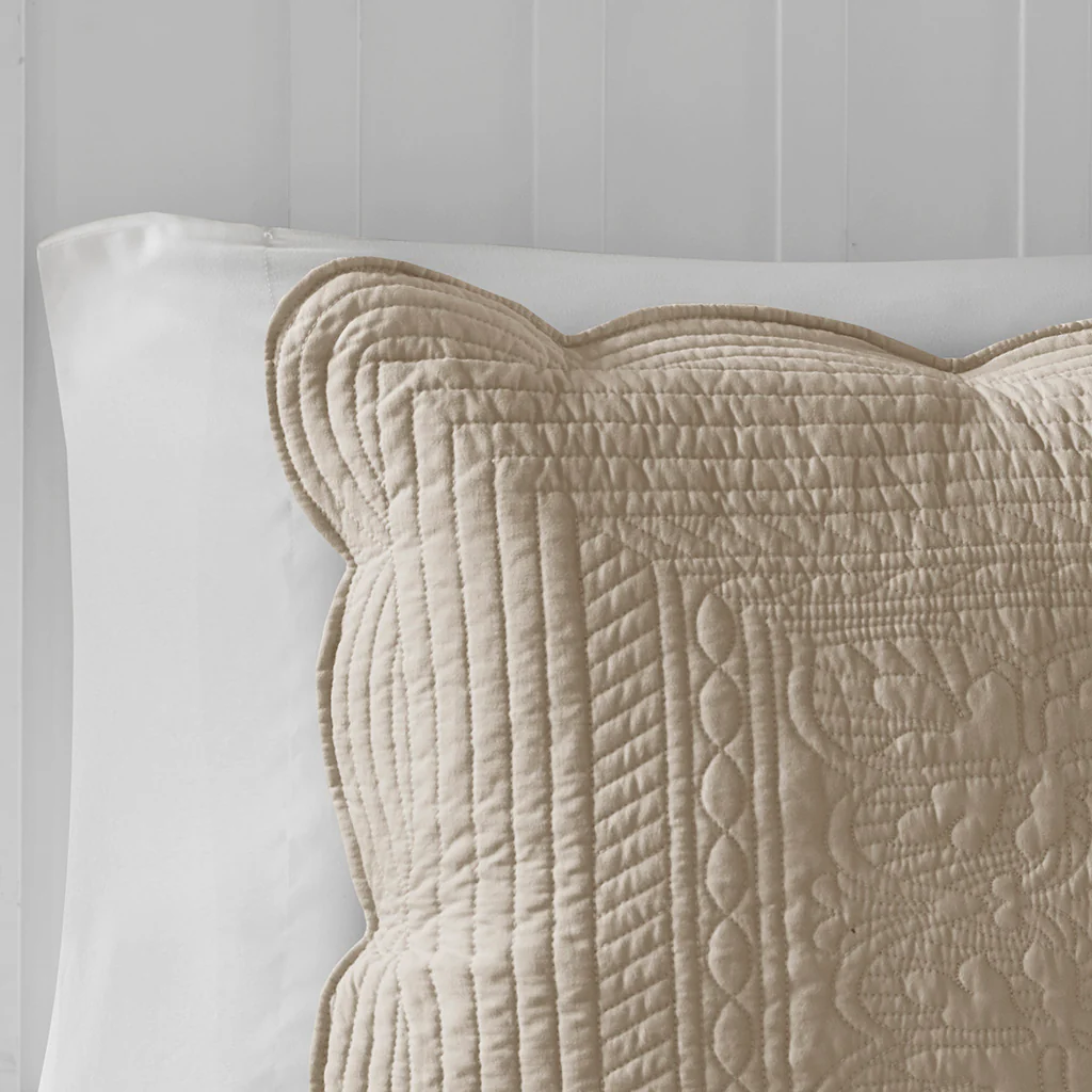 Tuscany 3-Piece Reversible Scalloped Edge Quilt Set - Image 66