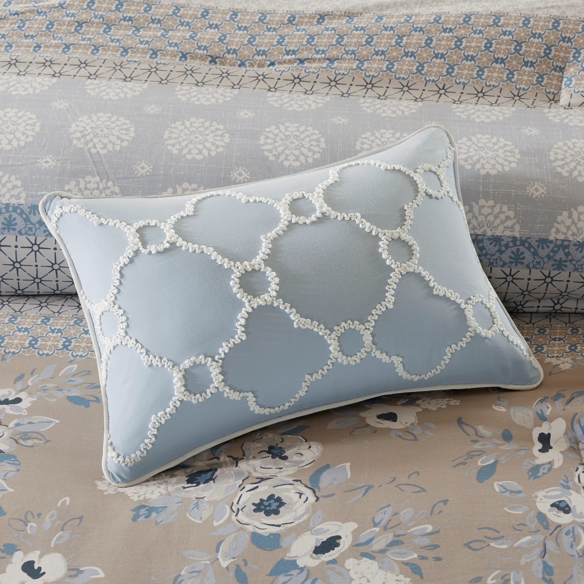 Willa 6-Piece Cotton Quilt Set with Throw Pillows - Image 16