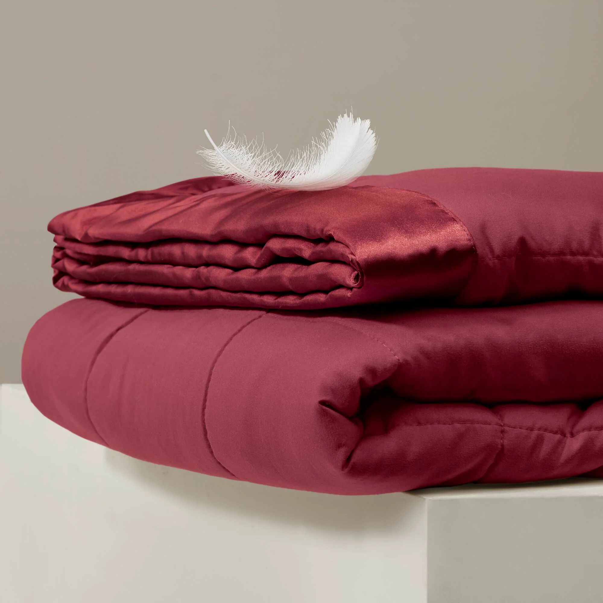 Windom Lightweight Down Alternative Blanket with Satin Trim - Image 45