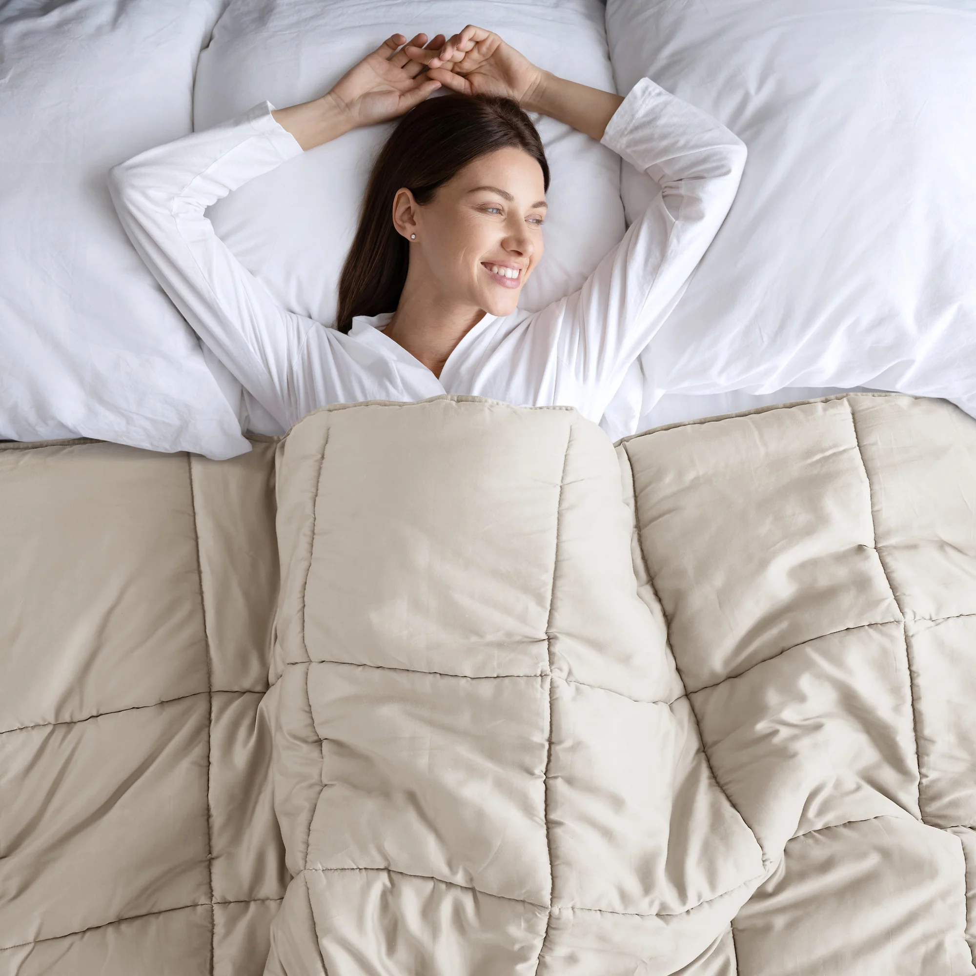 Winfield 300 Thread Count Cotton Shell Luxury Down Alternative Comforter - Image 28