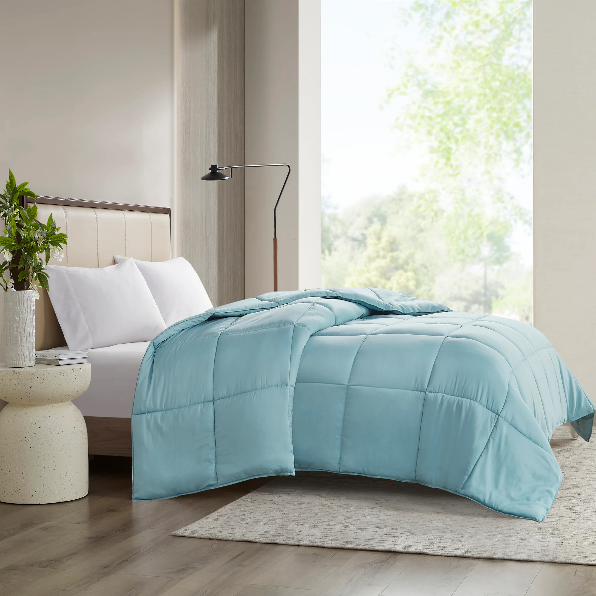 Winfield 300 Thread Count Cotton Shell Luxury Down Alternative Comforter - Image 35