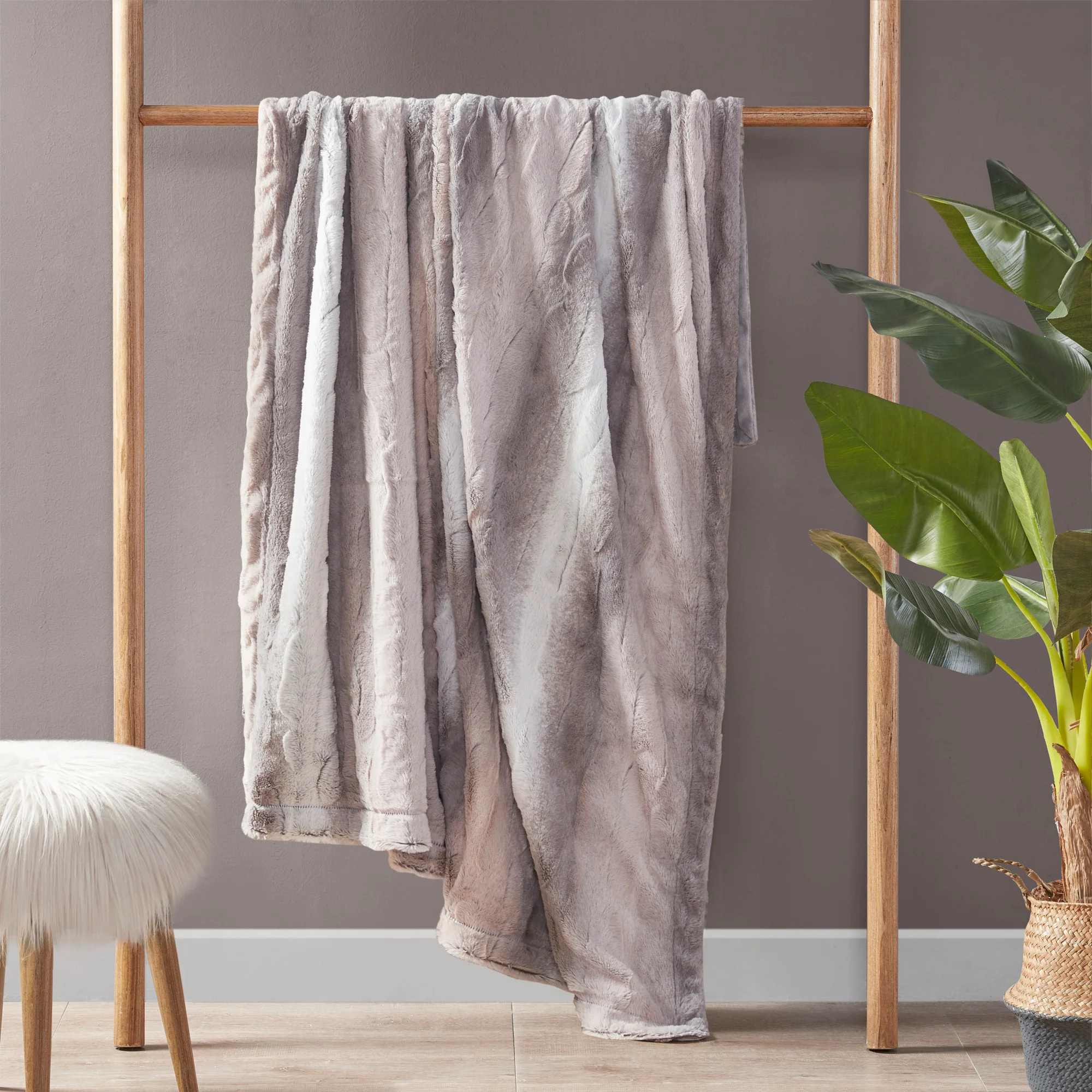 Zuri Faux Fur Throw - Image 11